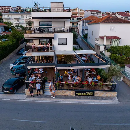 Appartement Vagabundo Beachfront Penthouse - Private Jacuzzi&sunset Views Trogir