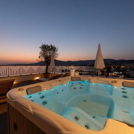 Appartamento Vagabundo Beachfront Penthouse - Private Jacuzzi & Sunset Views *